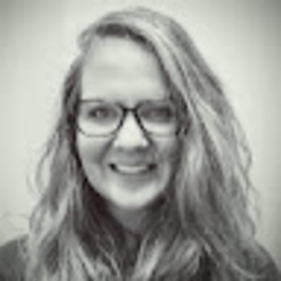 Meet your Posher, Julia - Picture 1 of 1